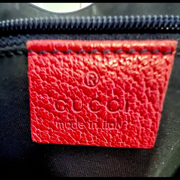 SOLD - Gucci Handbag - Picture 8 of 13